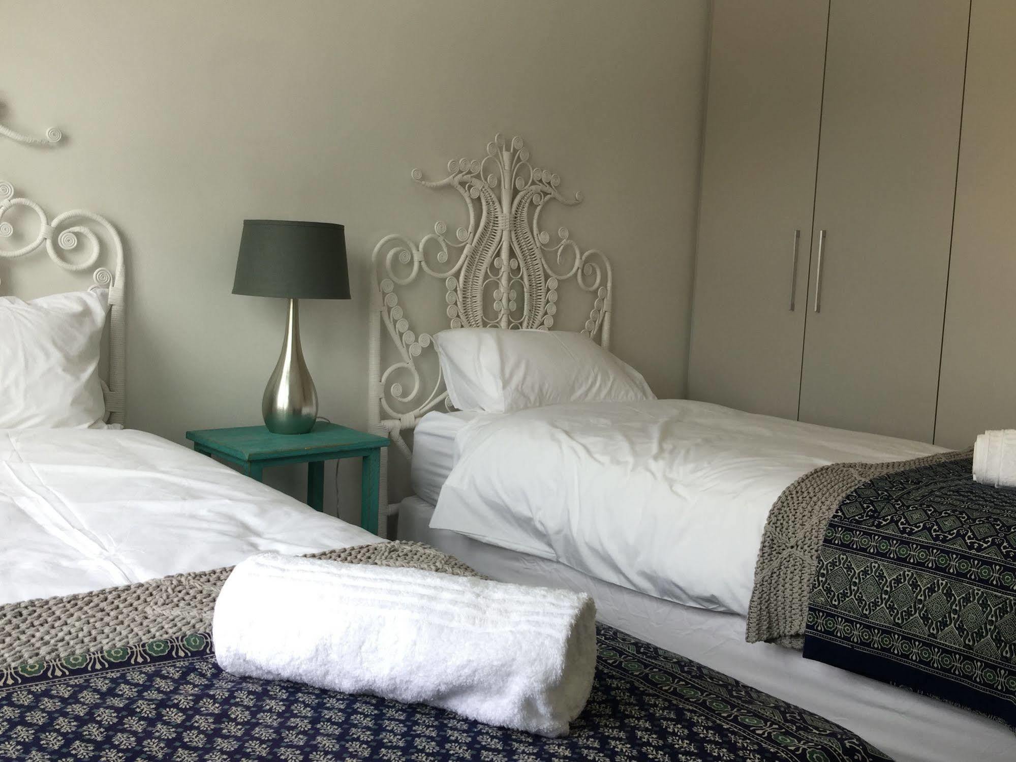 Cricklewood Place - Luxury Holiday Homes Cape Town Ngoại thất bức ảnh