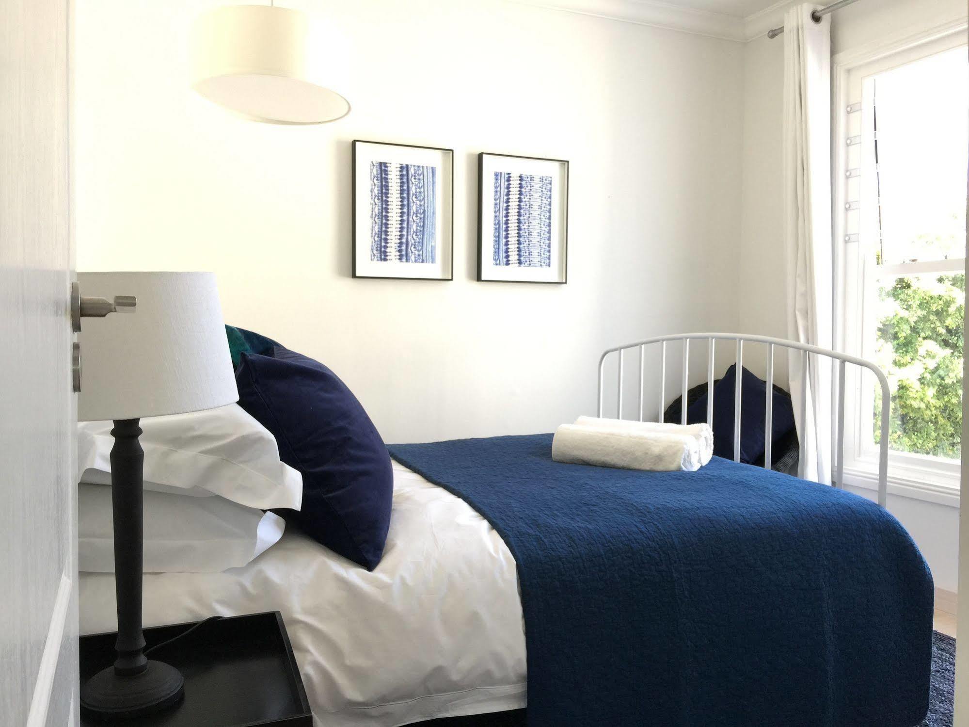 Cricklewood Place - Luxury Holiday Homes Cape Town Ngoại thất bức ảnh